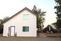 Cozy Woodworker's Cabin, 26 miles to Yosemite! - B&B Midpines