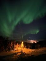 Cozy home in Malangen - Bed and Breakfast Eliasnes