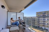 Les Vagues du 5e 4 personnes , 2 chambres , clim , wifi , Cap3000 à pied , parking - Chambres d'hôtes Saint-Laurent-du-Var