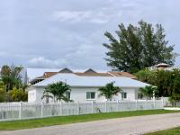 Bean point beach house - B&B Anna María