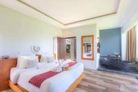 Deluxe King Room with Rice Field View - 2nd Floor