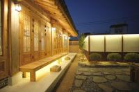 Gyeongju Cheomseong Stay - B&B Gyeongju