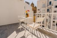 Charming Studio & 1BR Apartments Near Sea by Beyond air! Great Location! - B&B Il-Gżira