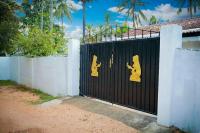 Guru Guest House - Bed and Breakfast Trincomalee