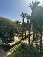 Royal Park 8&4 swimming Pool - by G&P suites - B&B Eilat
