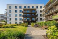 Luxury Apartment in Warsaw with 2 Bedrooms and Parking by Renters Prestige - Ferienwohnung Warschau