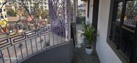 Lavish Abode black & white - Ferienwohnung Gauhati