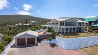 Bietjie Brenton Beach Holiday Home - B&B Brenton-on-Sea