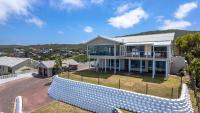 Bietjie Brenton Beach Holiday Home - B&B Brenton-on-Sea