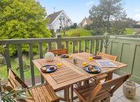F2 chic 100 m de la mer Balcon Sud Ouest - Chambres d'hôtes Merville-Franceville-Plage