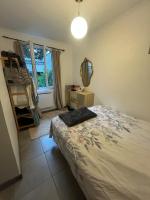 Apartment and private courtyard - B&B Saint-Ouen