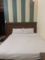 hotel atithi palace - Bed and Breakfast Jabalpur