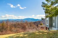 Cozy Ski-View Retreat sleeps 5 in Gatlinburg - B&B Gatlinburg