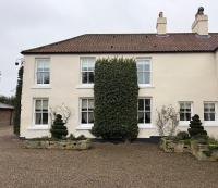 West Cottage, Free Breakfast supplied with free range eggs With log burner - Chambres d'hôtes Towton