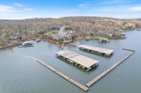 Lakefront Condo Near Margaritaville - B&B Damsel