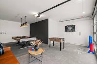 Rainier XL Chalet EV-Hot Tub-Game Room-Guest Suite - B&B Ashford