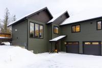 Powder House Chalet by Fernie Central Reservations - B&B Fernie