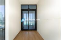 MCRE Modern 1BR, Steps to ADGM and Galleria Mall - Bed and Breakfast Abu Dhabi