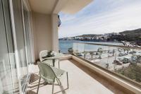 Brand New 3BR Family Flat Balcony & Side SeaView - B&B San Pawl il-Bahar