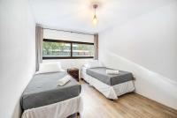 Thayer Home Apartment near Costanera y MUT - B&B Santiago
