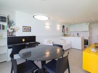 One-Bedroom Apartment with Ocean View