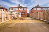 52 Furnival Road, Manchester - B&B Manchester