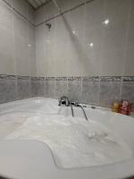 Мост сити 2 кв Джакузи Генератор Люкс - B&B Dnipro