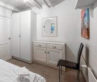 The Finch - apartment - urban base - central - B&B Tórshavn