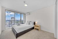Newly Renovated Coastal Retreat Ocean Views from Every Room - B&B Gold Coast
