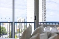 Newly Renovated Coastal Retreat Ocean Views from Every Room - B&B Gold Coast