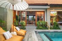 2BR Tropical Pool Villa Near Pererenan Beach - B&B Prerenan