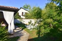 Cozy flat with garden access in Umag - B&B Umag