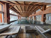 Studio avec terrasse et piscine - Aux Petits Sapins - Bed and Breakfast Crans-Montana