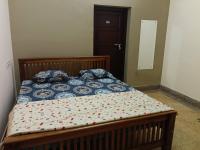 Devaki Tourist Home - Bed and Breakfast Bijaipur
