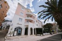 Villa Sunce Beachfront - Chambres d’hôtes Podgora