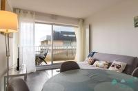 452 - Appartement T2 vue mer, à 50m de la plage. - B&B Erquy