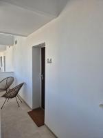 LA Paz - Sunny Pool Retreat - Jacuzzi - Near Beach - B&B Los Alcázares