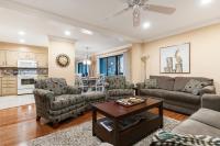 Bayfront Condo with Sunset Views & Pool - Chambres d'hôtes Ocean City