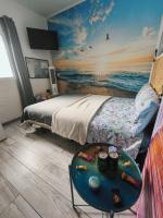 Habitacion Flamingo, entrada privada y baño privado en suite by flamingo house, no fumadores - Chambres d'hôtes Arrecife