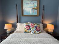 Queen Suite with Sea View