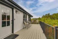 Steps to Table Rock Lake! Family Escape w/ 2 Decks - B&B Branson