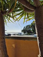 Unique Silo Studio on Raglan Wharf - Plant Filled Retreat - B&B Raglan