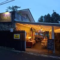 ParabonHaus Kopitiam - Bed & Breakfast - Bed and Breakfast Gegerbentang