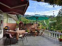 ParabonHaus Kopitiam - Bed & Breakfast - B&B Gegerbentang