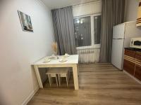 Сезим Кала - Ferienwohnung Astana