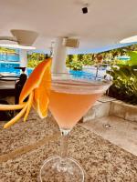 Tambuli Sunrise Condo with Stunning Seaview - B&B Maribago
