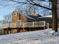 Cozy 3BR Home - Hudson Valley views near Woodbury Commons - Chambres d'hôtes Highland Mills