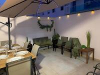 ARENA Y SAL , acceso directo a la piscina, terraza , aire acondicionado, mascotas bienvenidas - Chambres d'hôtes Deltebre