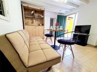 Piccolo Modern Suites - Old Town - B&B Rodi