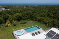 Villa Zetwal piscine jacuzzi vue mer - B&B Sainte-Anne